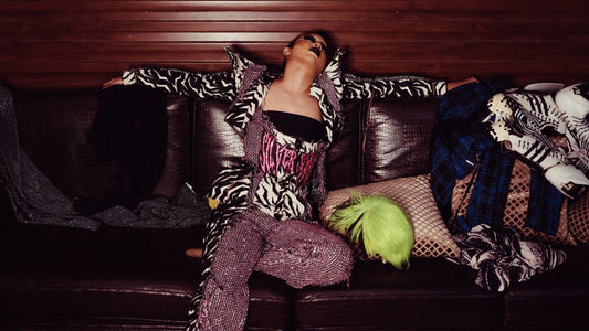 Accessorizing with Style: Pair Your LeatherLuxe Bag with Any Outfit